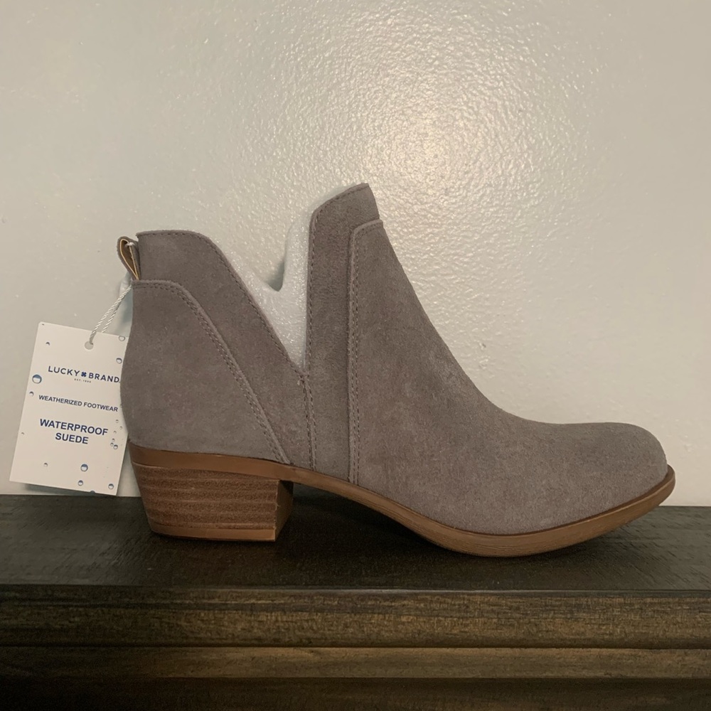 Lucky ankle boots